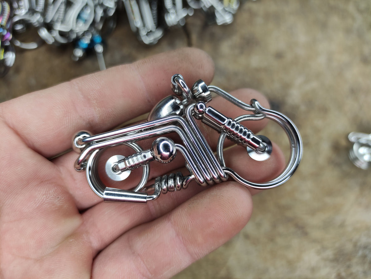 Vintage Wire Art | Handcrafted Motorcycle Keyring