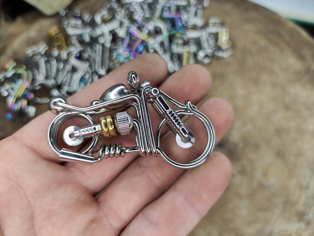 Harley Legend | Handcrafted Wire Motorcycle Keychain