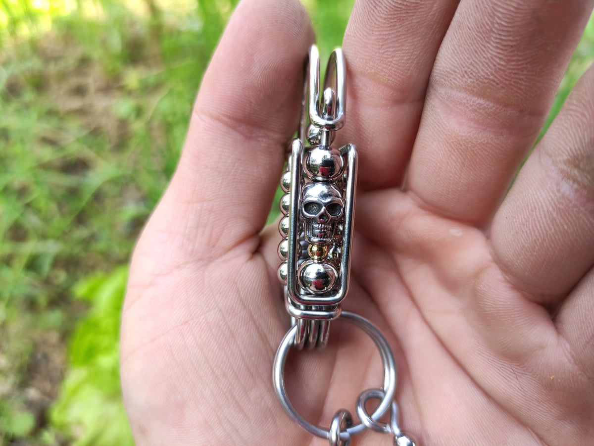The Rebel Skull | Wire-Wrapped Stainless Steel Keychain