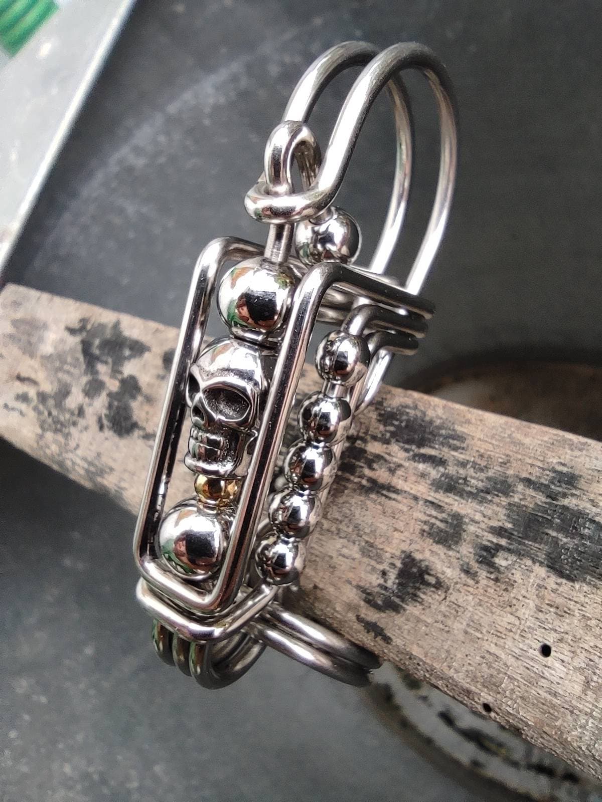 The Rebel Skull | Wire-Wrapped Stainless Steel Keychain