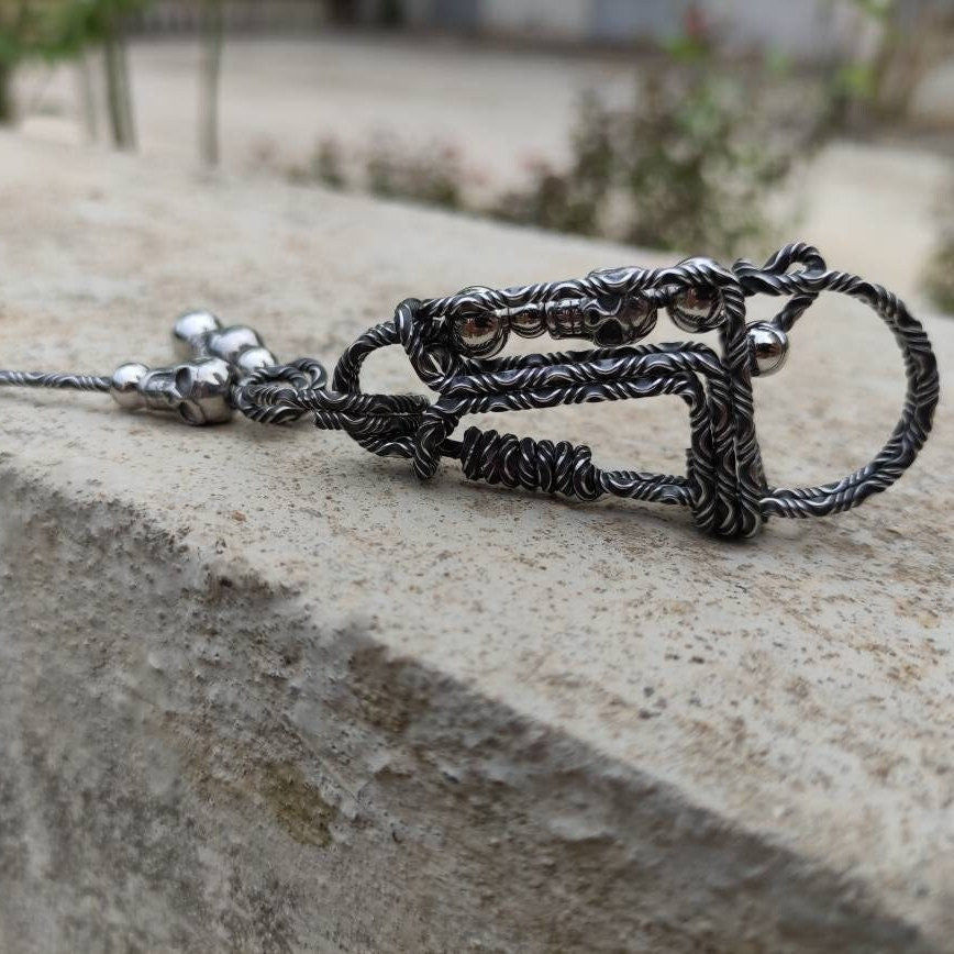 Damascus Steel Skull | Heavy-Duty Tactical Men's Keychain
