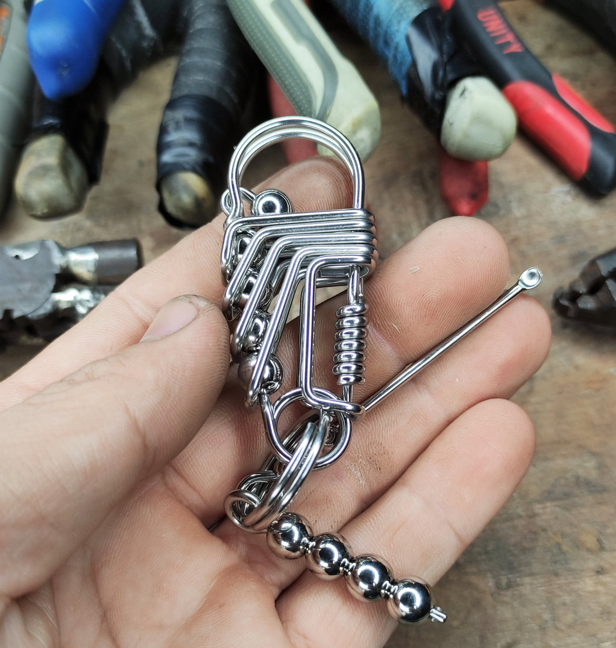 Minimalist Executive | Handcrafted Wire Carabiner Keychain